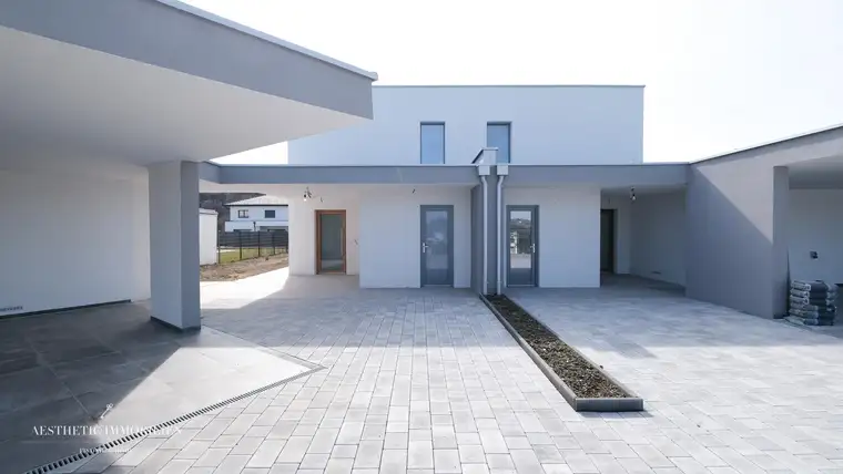 STADL PAURA - LETZTE EINHEIT - Design Doppelhaus mit Pool