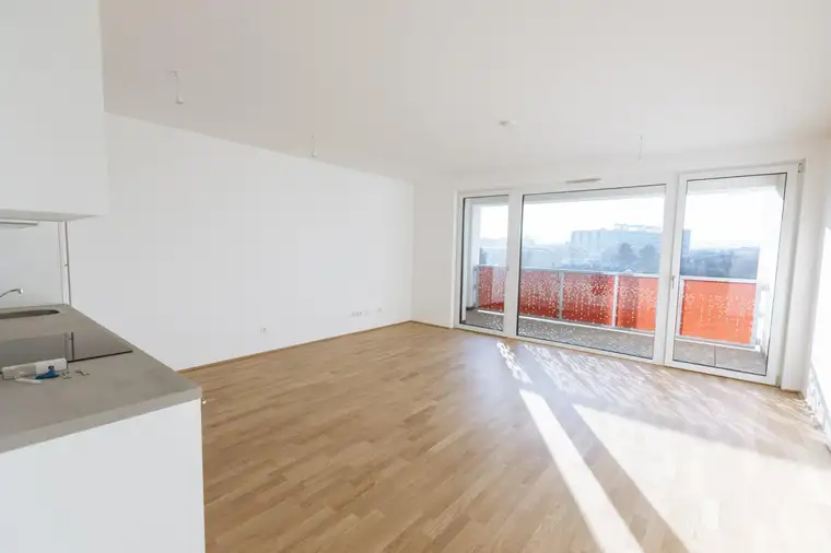 Vorsorgewohnung! Provisionsfrei! Erstbezug - Sonnige Zwei-Zimmer-Wohnung mit Loggia!