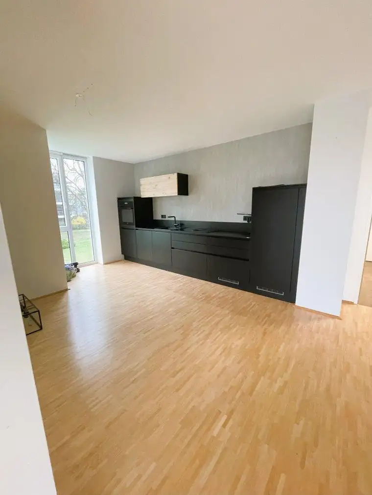 3-Zimmer-Wohnung mit Loggia in schöner Siedlungslage am Linzer Bindermichl!