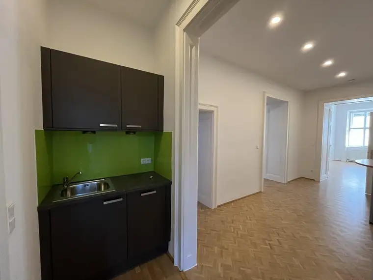 Sanierte Stilaltbauwohnung in Bestlage!
