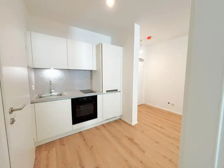 Kompakte 2-Zimmer-Wohnung mit Balkon!