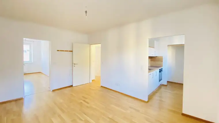 3-ZIMMER STUDENTENWOHNUNG