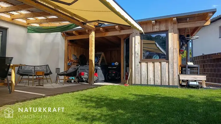 Ein Zuhause zum Ankommen – Haushälfte mit Traumterrasse, Garten &amp; nachhaltigem Energiekonzept
