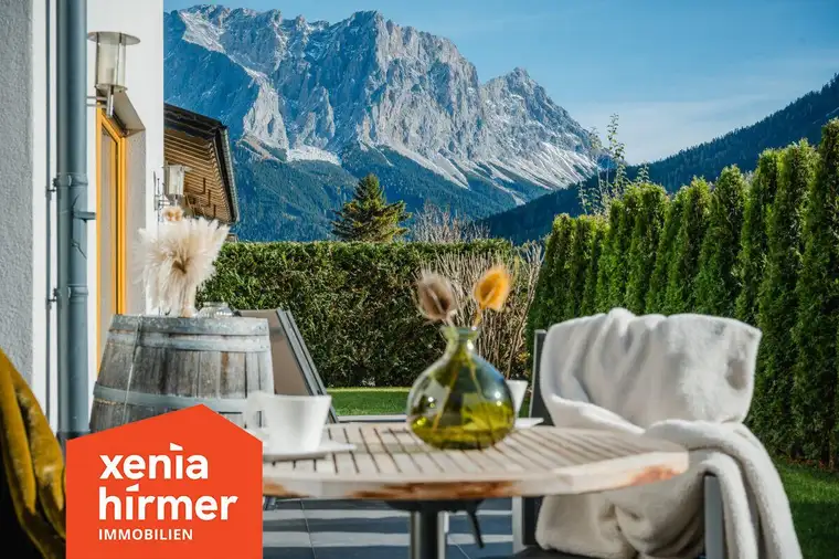 Sonnenschein und Gipfelblick