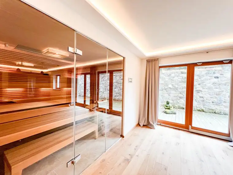 Exklusives vollausgestattetes Chalet in unmittelbarer Nähe zum Golfplatz