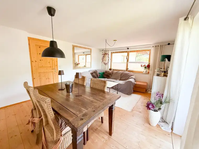 Charmantes Apartment mit Freizeitwohnsitz in zauberhafter Lage von Kitzbühel