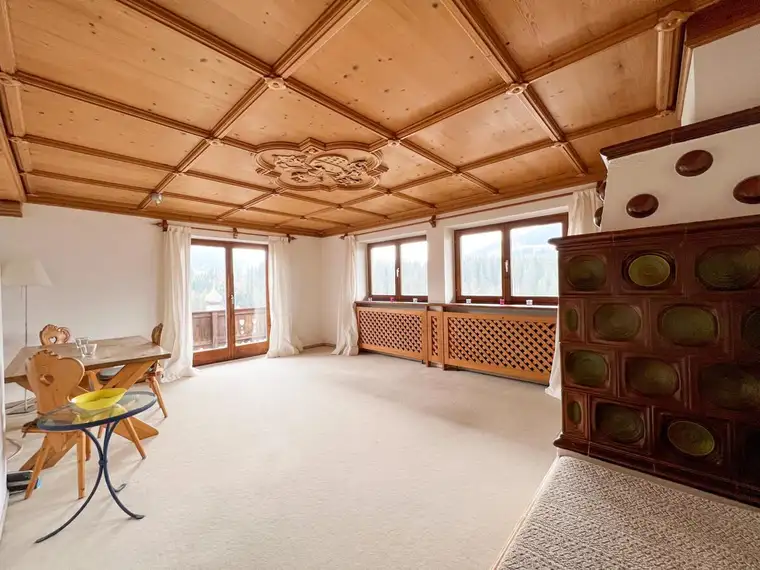 Bezaubernde Dachgeschoßwohnung mit spektakulärem Ausblick