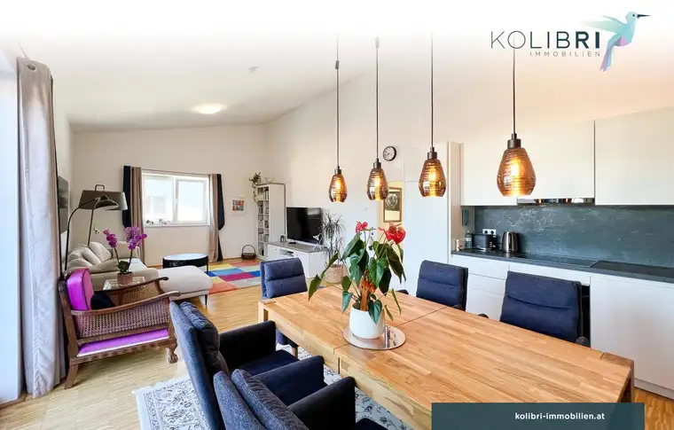Exklusive Dachgeschosswohnung mit Terrasse in ruhiger Lage