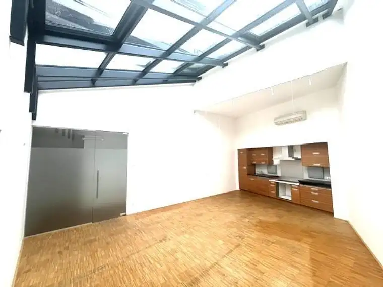 Stylische Wohnung mit Lift in bester Ennser Zentrallage! Ideale Pärchenwohnung!