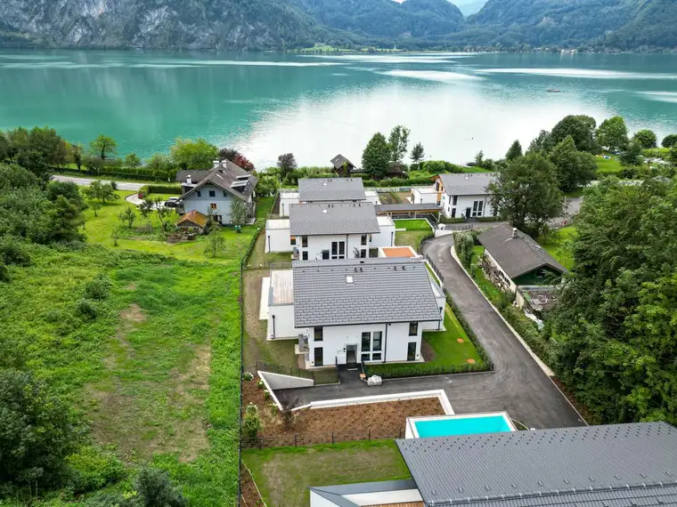 OPEN HOUSE: SONNTAG, 21.07.2024 - PROVISIONSFREI FÜR DIE KÄUFER: LEBEN WO ANDERE URLAUB MACHEN - DEN MONDSEE UND DIE BERGE VOR DEM FENSTER!