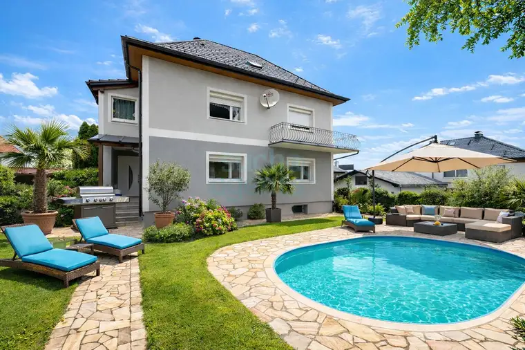 Neuer Preis! Modernisiertes Mehrgenerationenhaus mit traumhaftem Garten und Pool