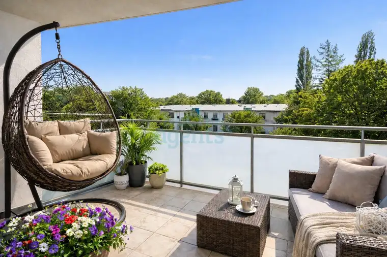 Helle 3-Zimmer-Wohnung mit Sonnenbalkon &amp; Tiefgaragenstellplatz