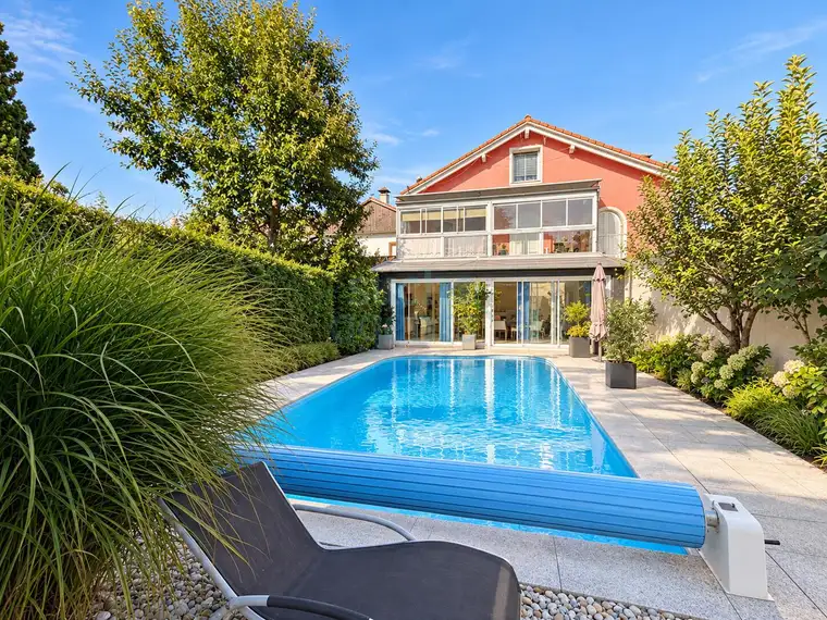 Exklusives Reihenendhaus mit Pool &amp; Wellnessbereich – für Familien und Paare mit hohen Ansprüchen