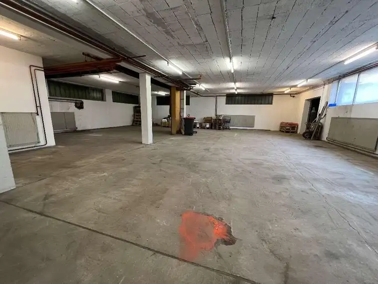 Büro und Lagerhalle nähe Franzosenhausweg (A7 Ausfahrt)
