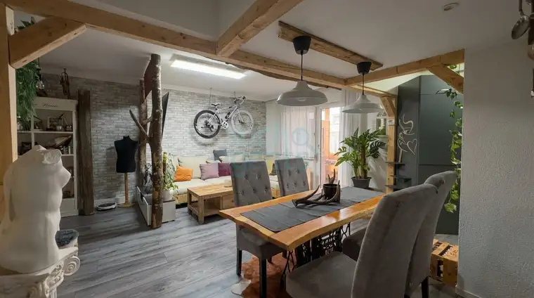 NEUER PREIS! Top renovierte Eigentumswohnung in Hörsching mit verglastem Balkon und Garage