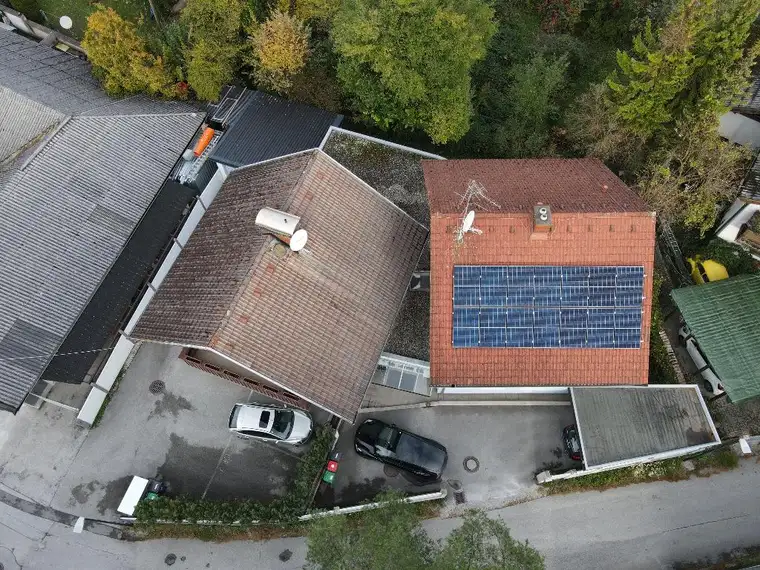 Attraktives Immobilienangebot in Salzburg-Izling: Zwei einzigartige Häuser auf einem Grundstück!