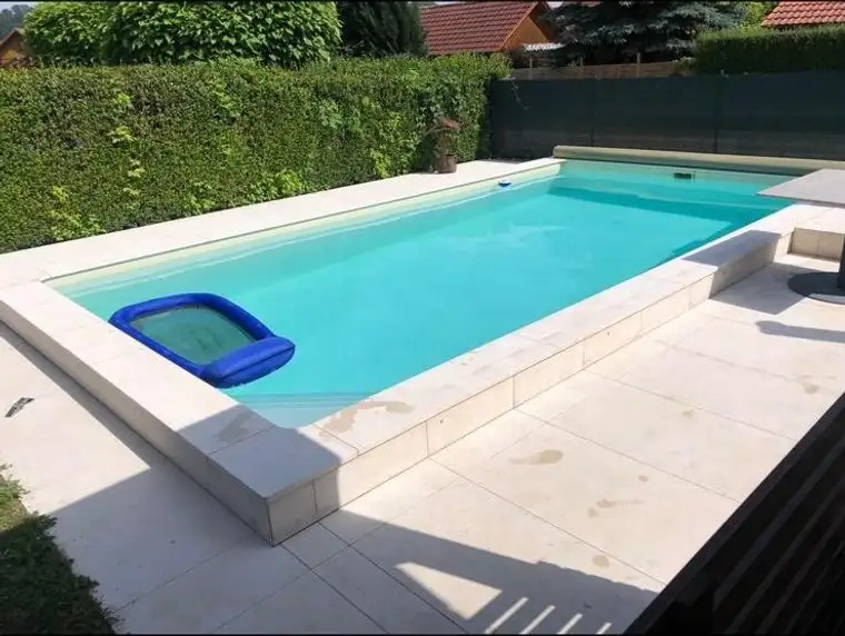 Exklusives Gartenhaus mit Pool - Perfekt für Ihre Ferien 