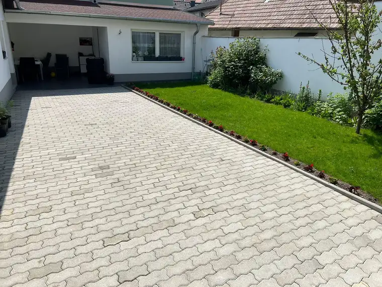 Saniertes Einfamilienhaus Nähe Wien