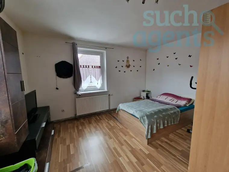 4 Zimmer Wohnung in zentraler Lage