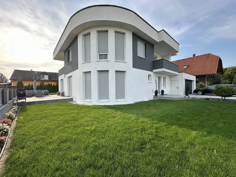 Nachhaltig wohnen, großzügig leben – Einfamilienhaus mit Photovoltaik, Keller &amp; Doppelgarage