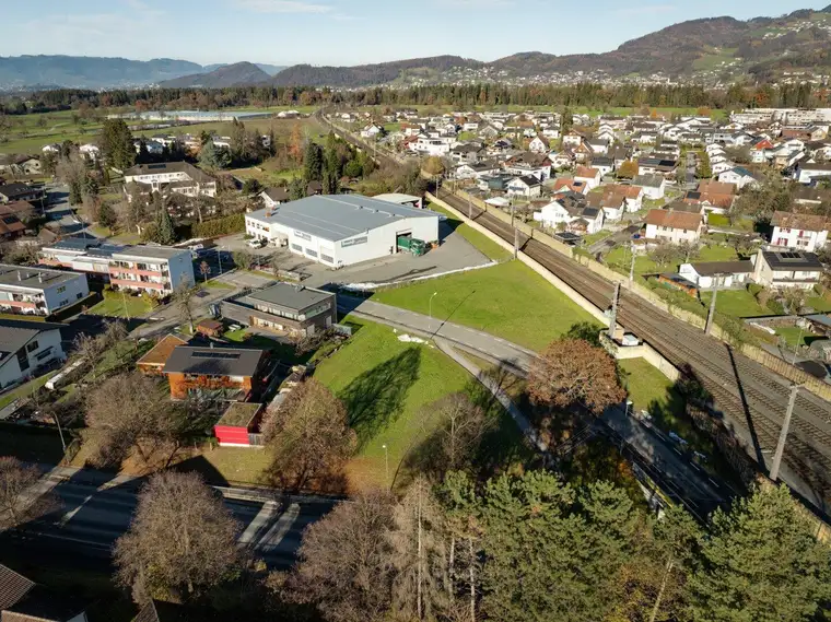 Traumhaftes Grundstück mit Wohnmöglichkeiten in Rankweil, Vorarlberg