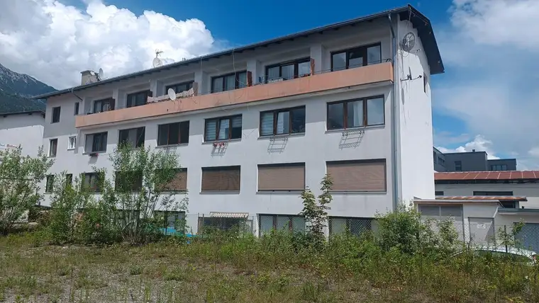 Gewerbeobjekt mit 6 Wohnungen in Top-Lage von Innsbruck - Ideal für Investoren!