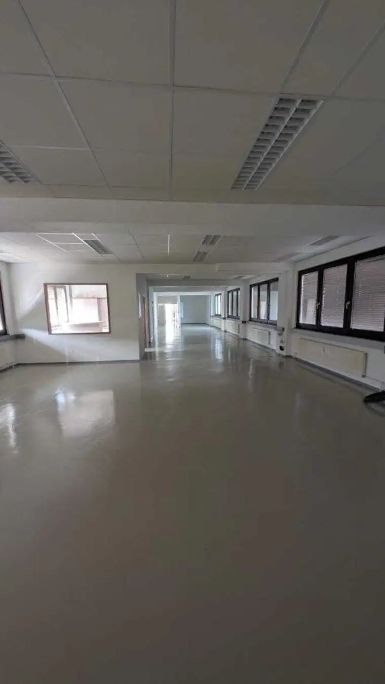 Attraktive Gewerbefläche in Innsbruck: 225 m², jetzt mieten!