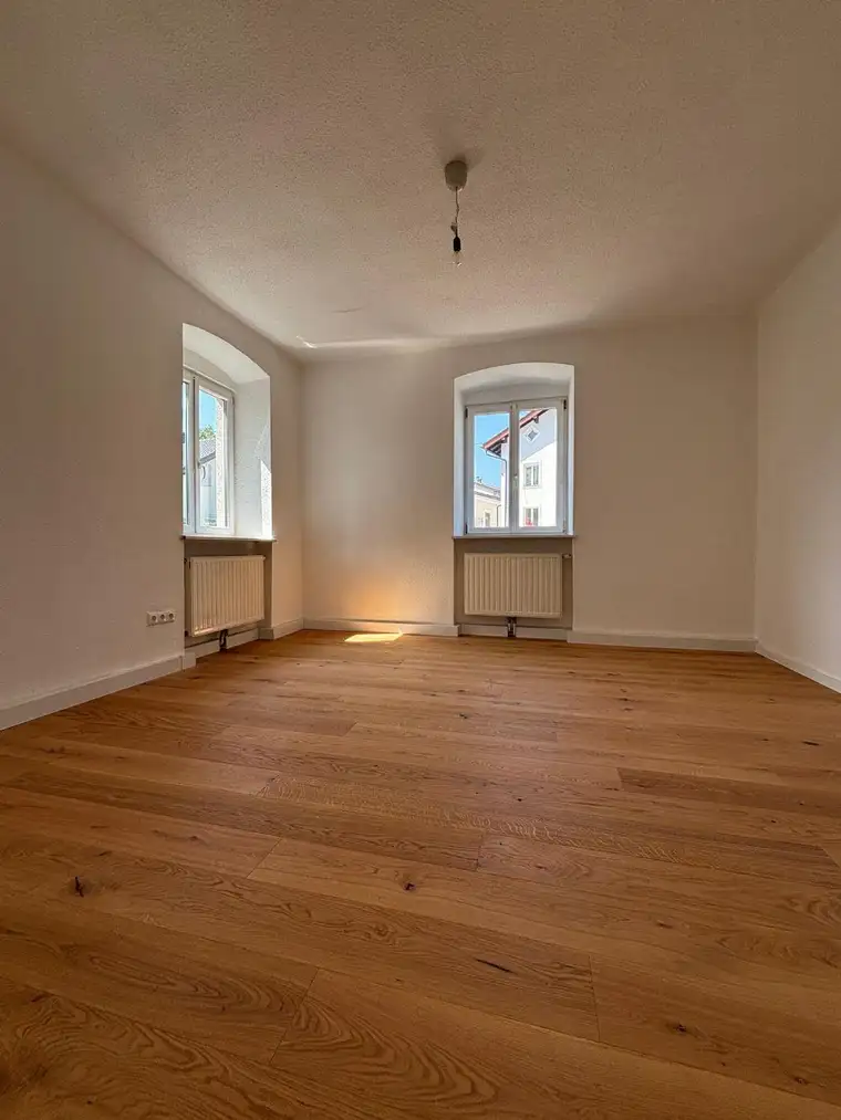 Modernisierte 3-Zimmer-Wohnung in Traunnähe mit 67m2