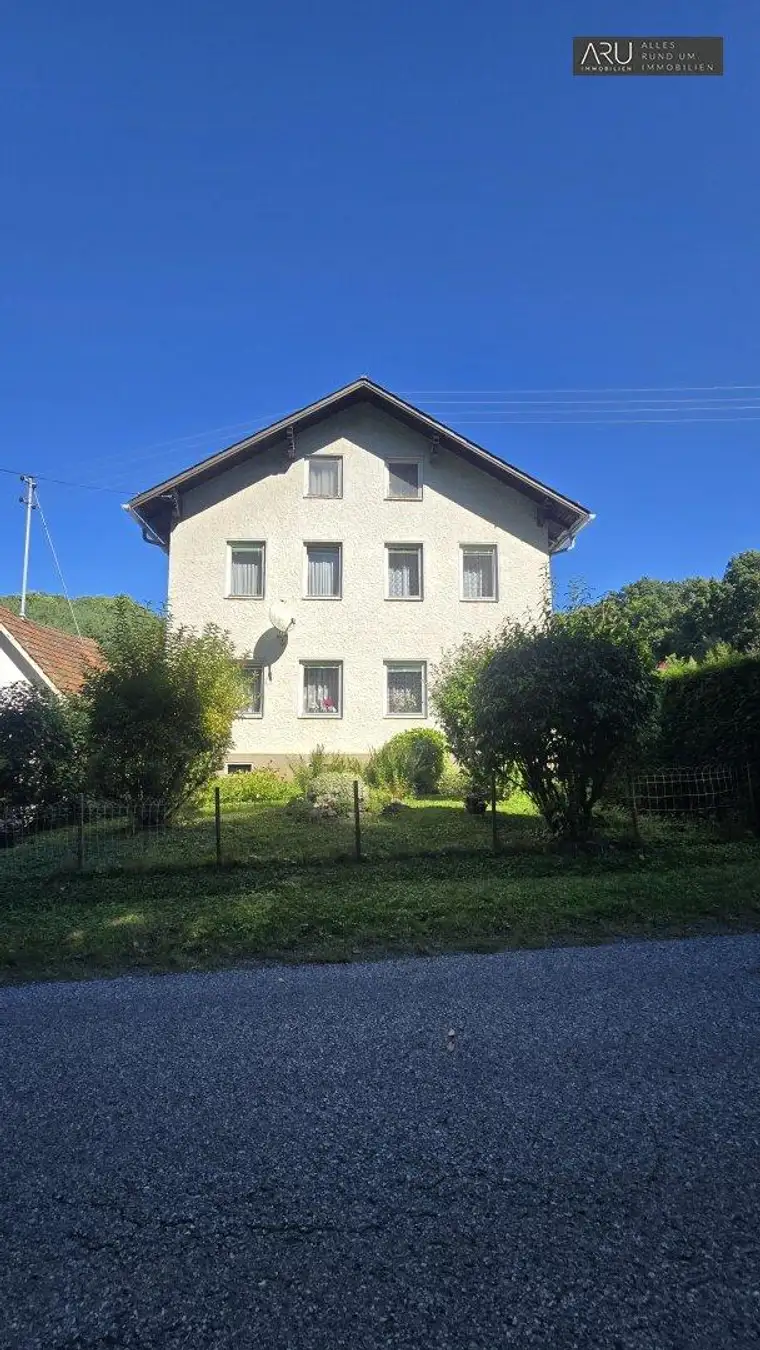 Ihr Zuhause mit Zukunft – Wohnhaus auf großzügigem Grundstück