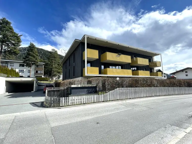 Luxuriöses Alpenwohnen: Neuwertige 2-Zimmer Wohnung in Ruhelage von Seefeld