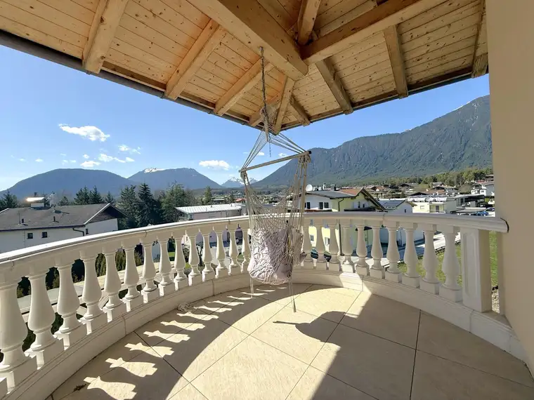 Luxuriöses Einfamilienhaus mit Pool in Mieming
