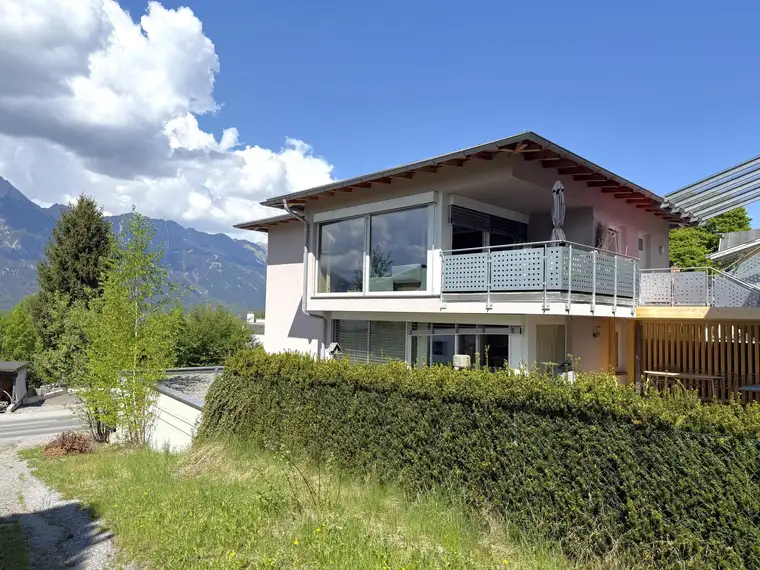 3-Zimmer-Dachgeschosswohnung mit Bergblick und Sonnenterrasse