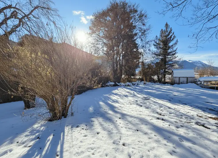 Traumhaftes Baugrundstück in absoluter Ruhelage mit unverbaubarem Bergblick