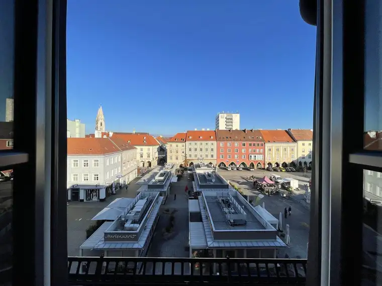 Klimatisierte Dachgeschoßwohnung im Zentrum