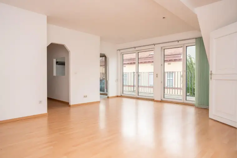 Anlegerwohnungen: Dachgeschoss-Wohnungspaket inkl. 2 Garagenstellplätze in 1170 Wien