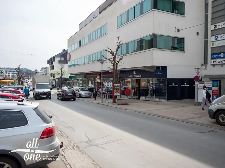 6% plus-Renditestarkes Anlageobjekt: Geschäftslokal in Feldkirchen mit sicherer Rendite und 2 Tiefgaragenplätzen!