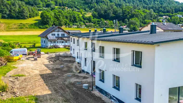Neubau Reihenhaus 10 km von Klagenfurt entfernt