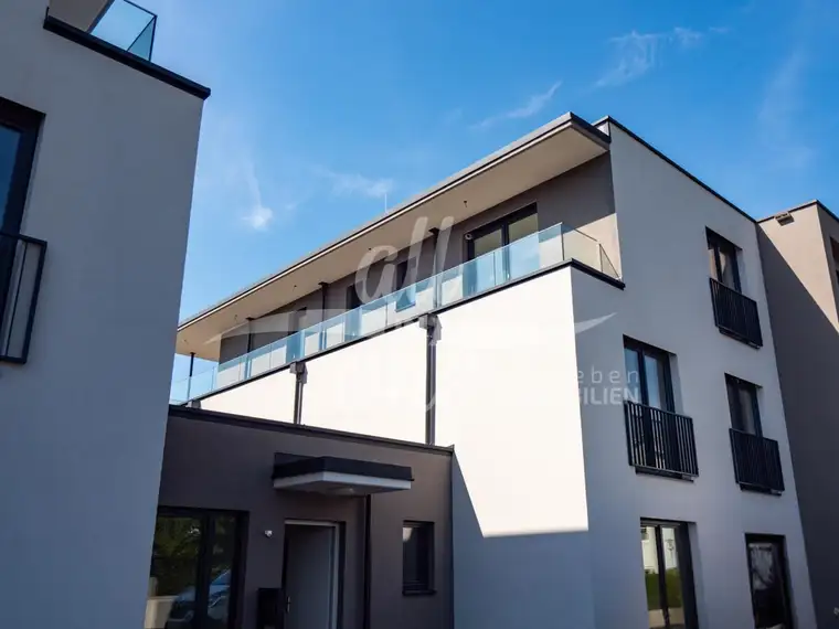 Exklusives Penthouse – ruhig wohnen, zentral leben in Velden