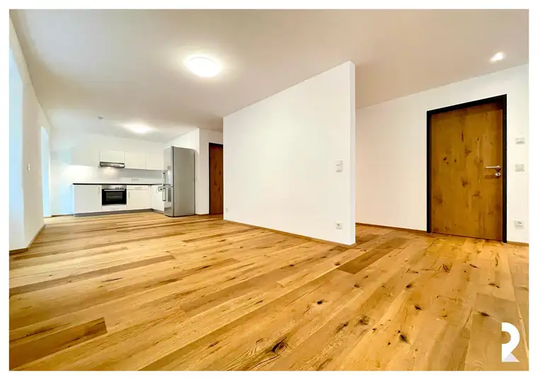 STILVOLLE 2-ZIMMER-WOHNUNG IN BESTER INNENSTADTLAGE