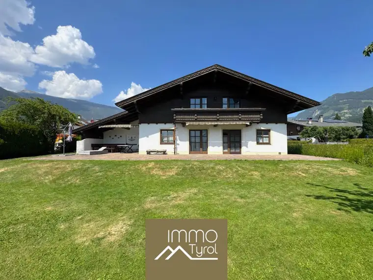 Einfamilienhaus mit großem Grundstück, herrlicher Aussicht &amp; viel Potenzial in Vomp