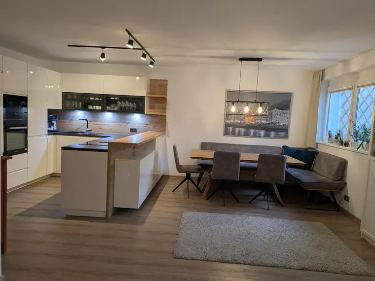 3 Zimmer - TRAUM Wohnung mit sonnigem Garten und Terrasse