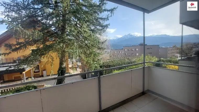 Moderne 2-Zimmer-Wohnung mit Balkon und Stadtblick in zentraler Lage von Innsbruck / Hötting