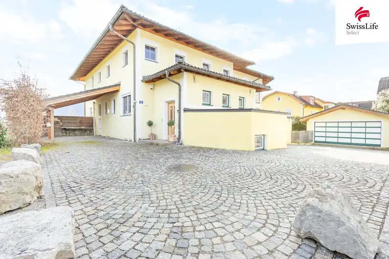 Exklusiv - Alleinstehend - Eindrucksvoll - Landhausvilla vor den Toren Salzburgs