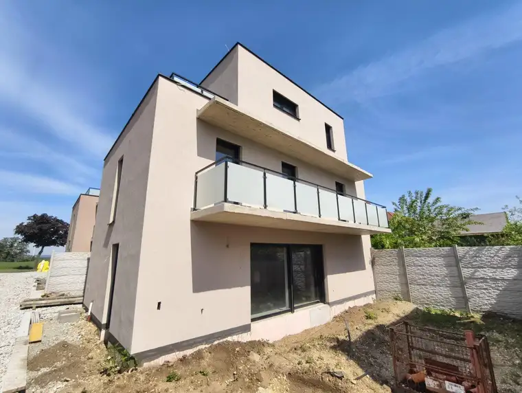 Hochwertiges Einfamilienhaus - Ein Wohngenuss für die ganze Familie - 5 Zimmer - Viele Freiflächen - Ziegelmassiv - Pv-Vorbereitung - uvm.