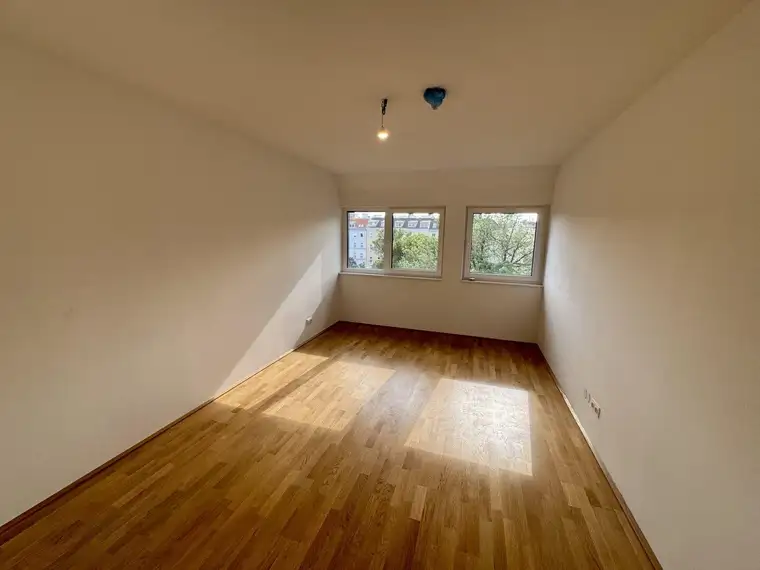SONNWEND – LIVING! ERSTBEZUG - KÜCHE - KLIMA - BESCHATTUNG - U1 NÄHE!