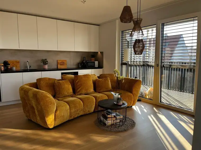 Pauschalmiete inklusive Warmwasser, Heizung &amp; Kühlung - Moderne 2-Zimmer-Wohnung mit großzügigem Balkon und stilvoller Ausstattung