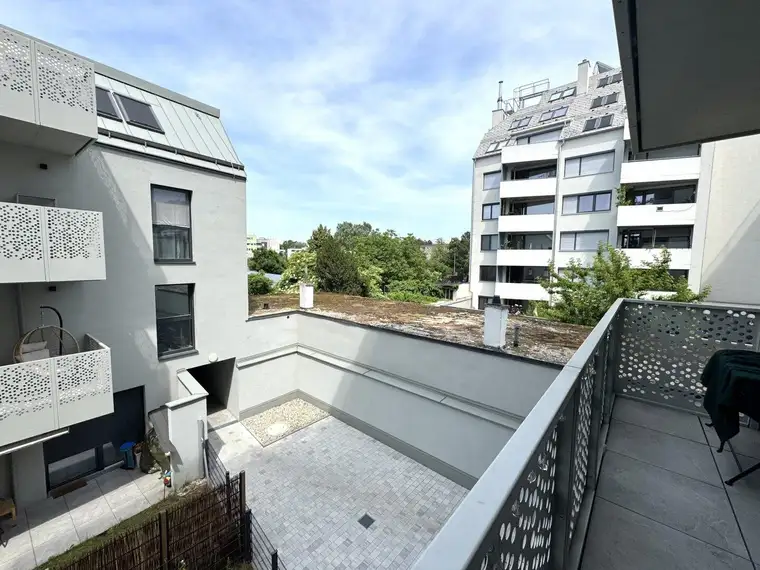 Hofseitiger Neubau mit viel Platz - Wohnen an der Donaufelder Straße - U1 Kagraner Platz