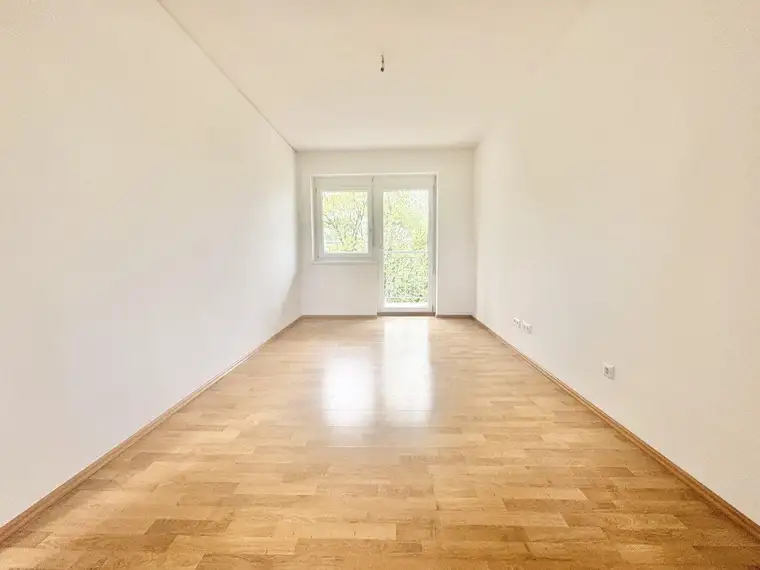 JETZT NEU - KLEINE WOHNUNG - in Graz Puntigam