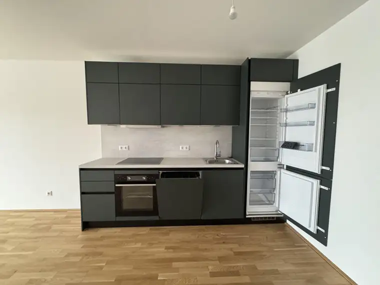 2-Zimmer Wohnung + Stellplatz zur Vermietung! Jetzt Anfragen und Besichtigen! JETZT ANFRAGEN!