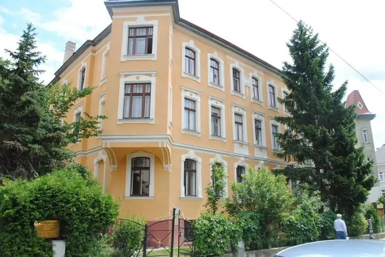 Anlageobjekt (Wohnung) in Stilaltbauhaus